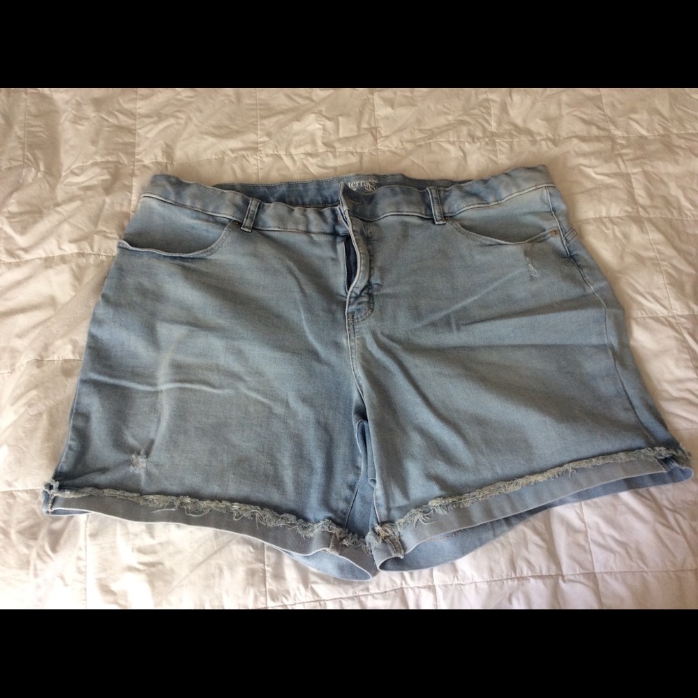 Shorts.  Size 24